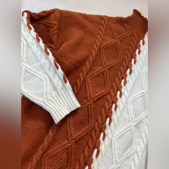 Cupshe Two-Tone Cable Knit Sweater - Picture 7 of 8